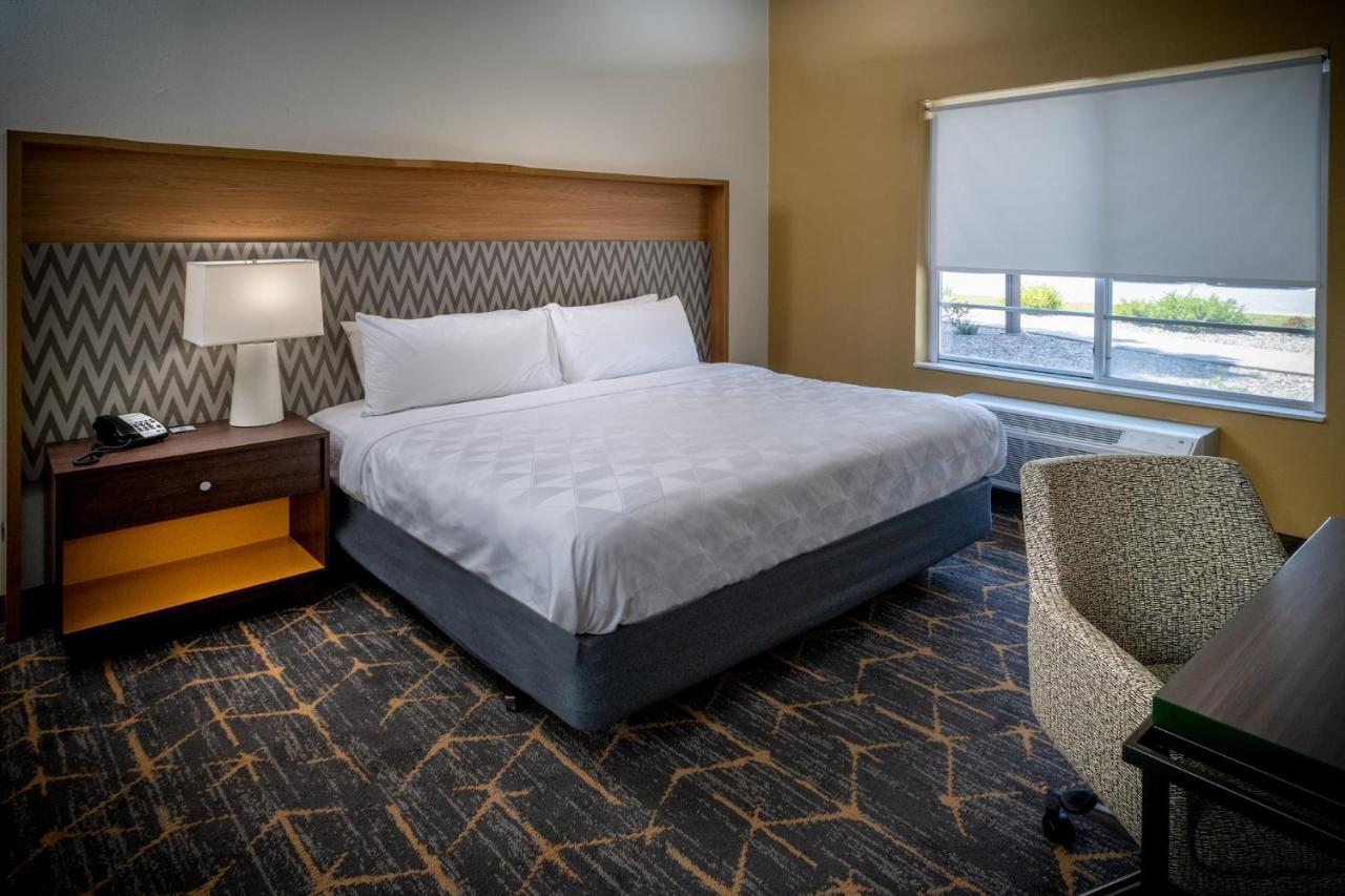 & By Ihg 3* Beckley